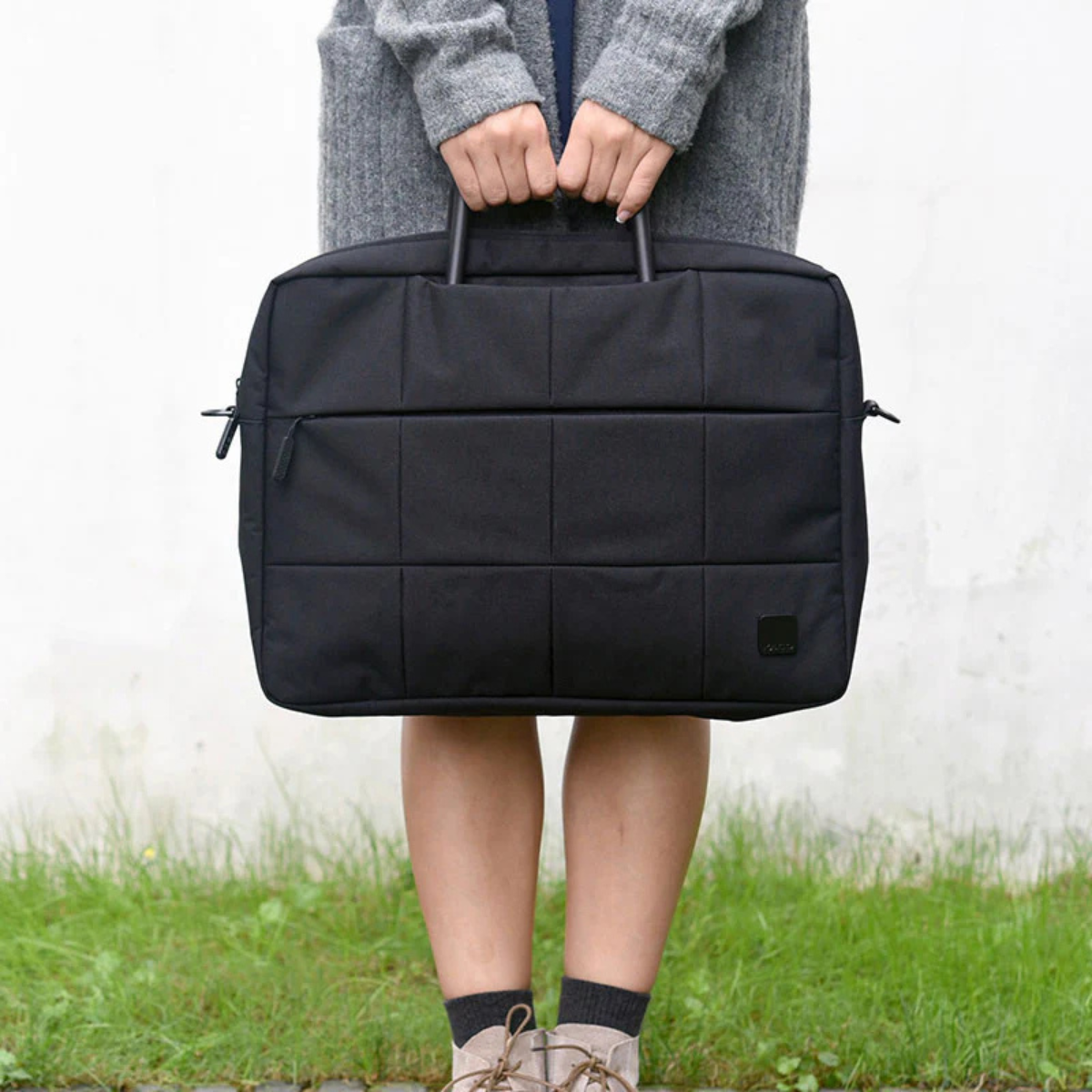 Alio Brief Bag