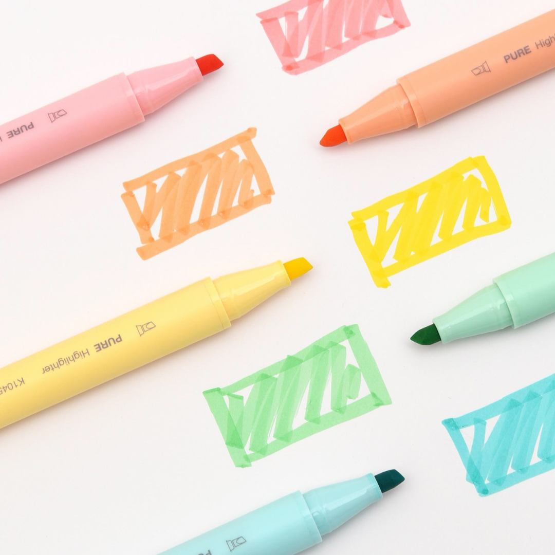 Pure Macaron Highlighters Set