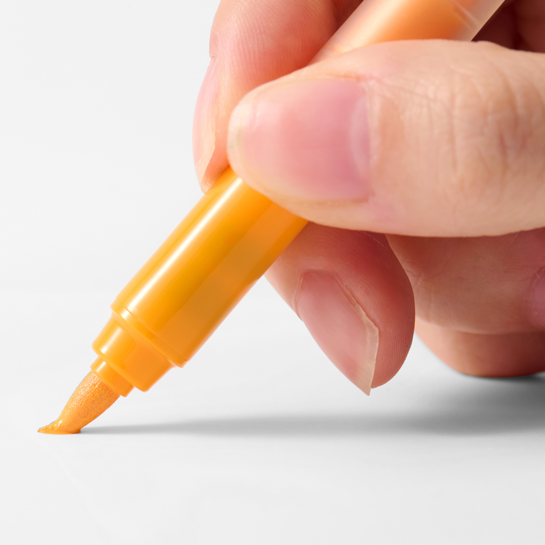 Qioo Acrylic Marker Set