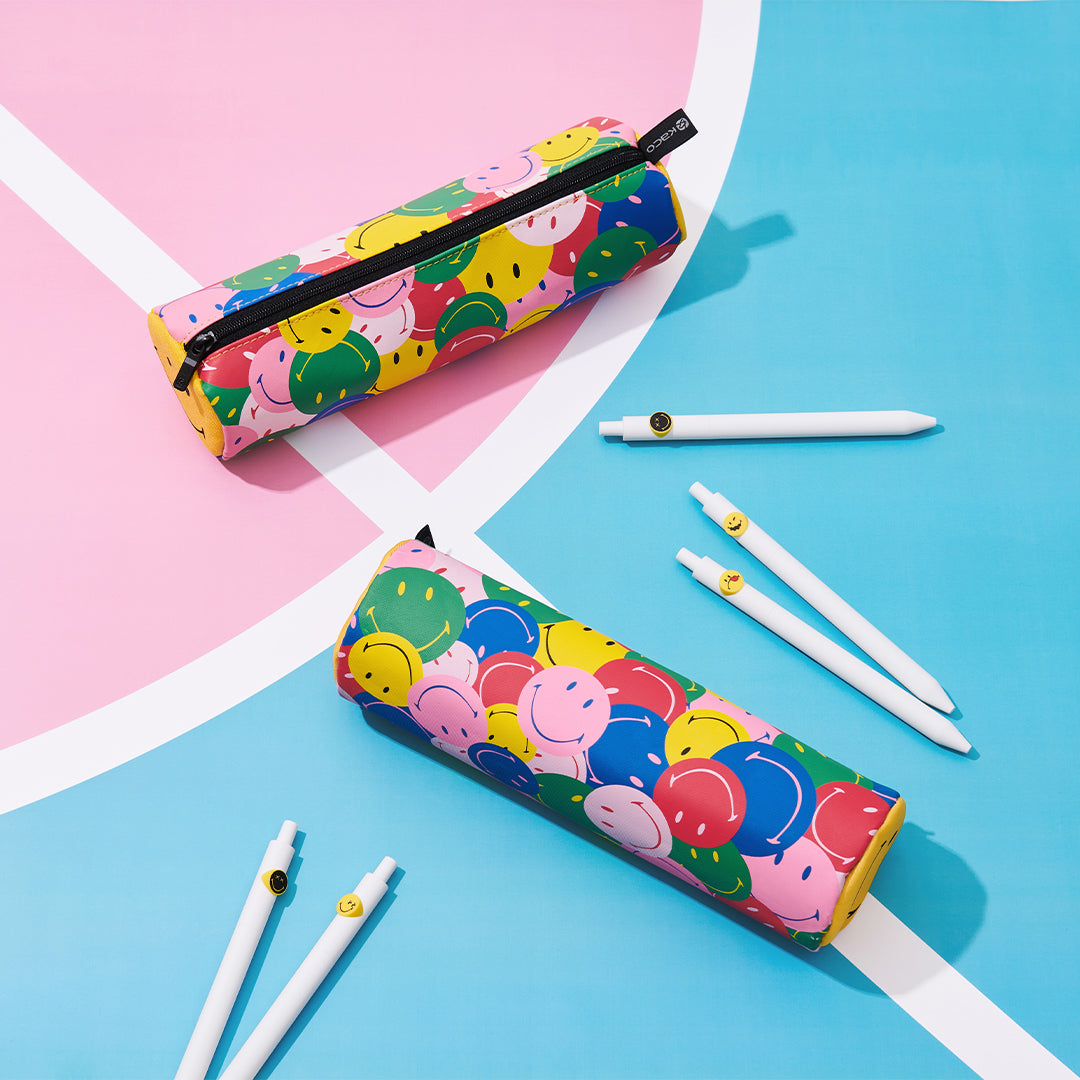 SmileyWorld Cylinder Pen Case