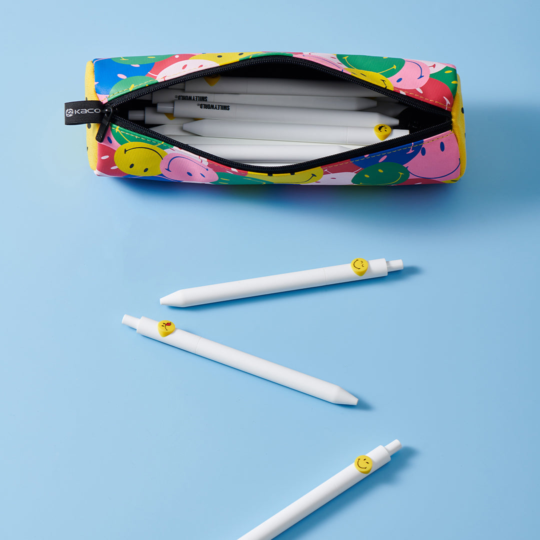 SmileyWorld Cylinder Pen Case