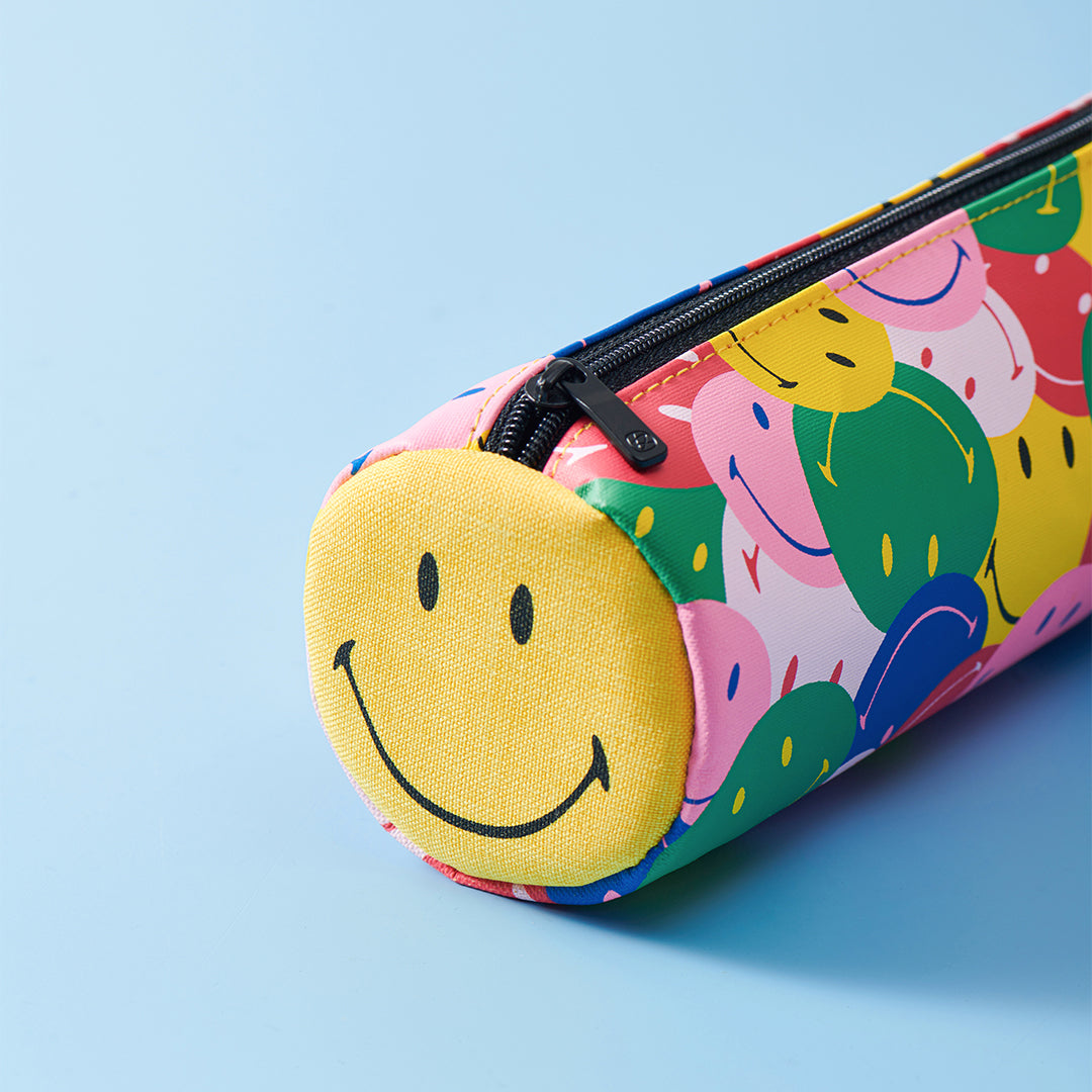 SmileyWorld Cylinder Pen Case