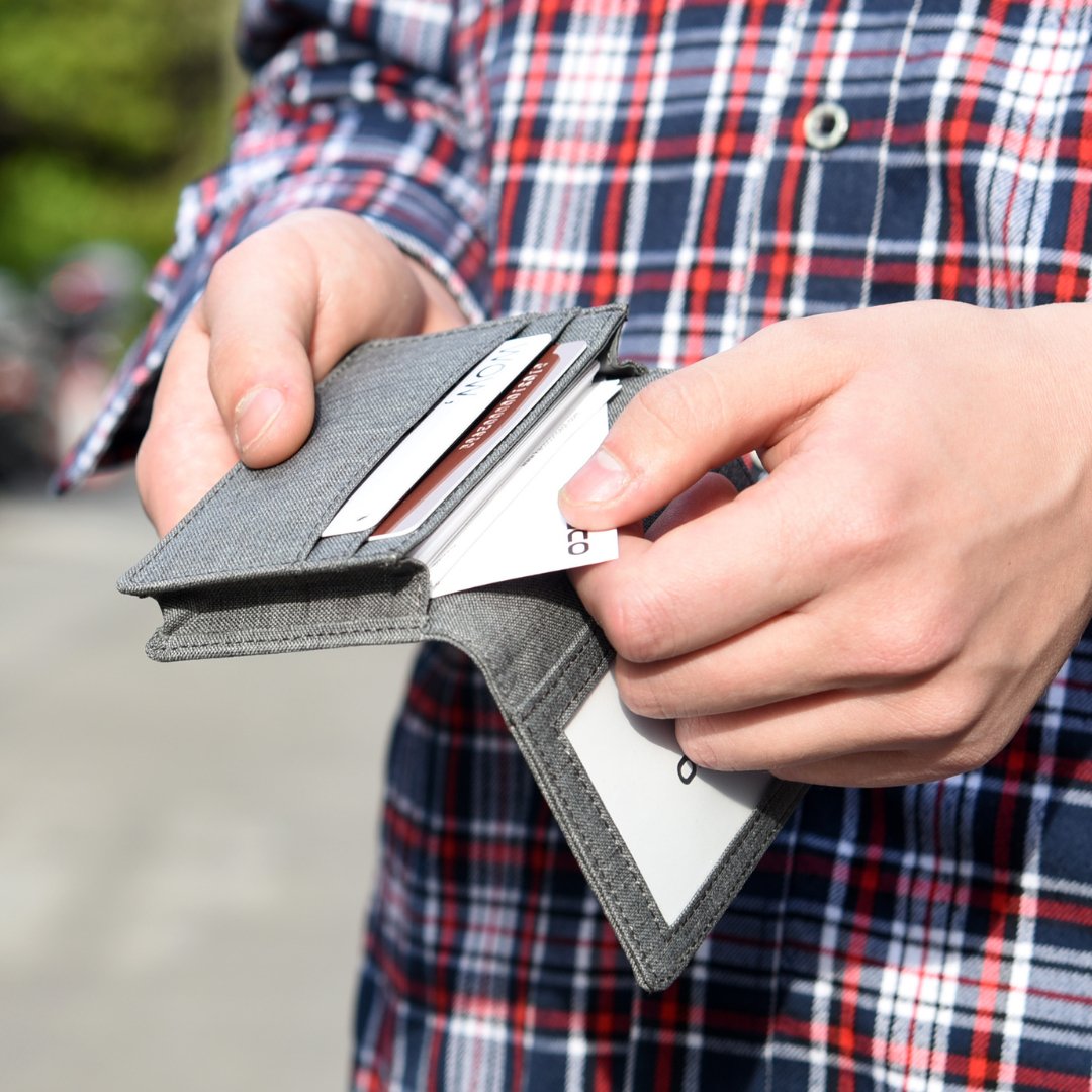 Alio Business Card Holder